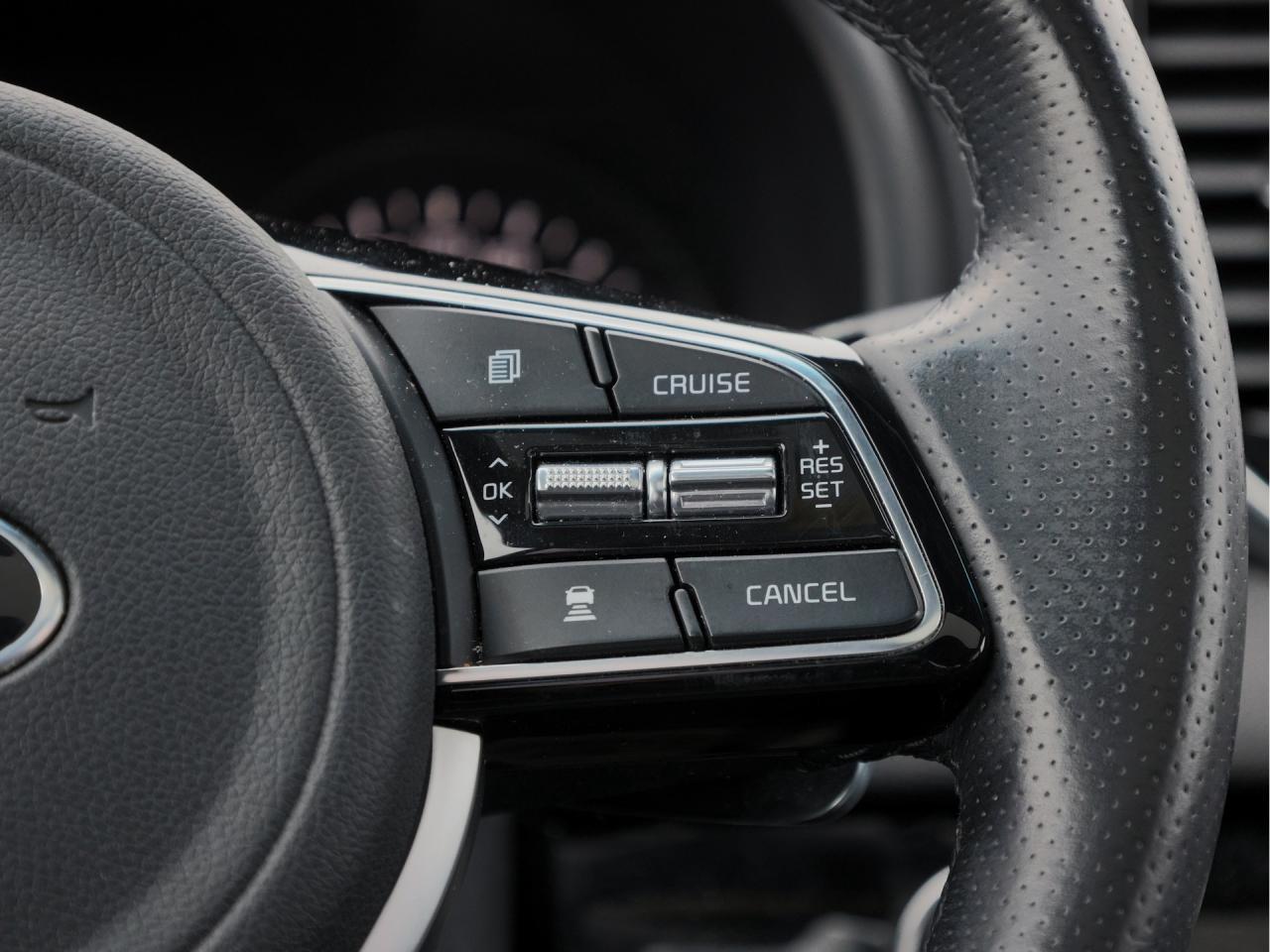 2022 Kia Sportage SX AWD   Ventilated Seat   Leather   Push Start Photo