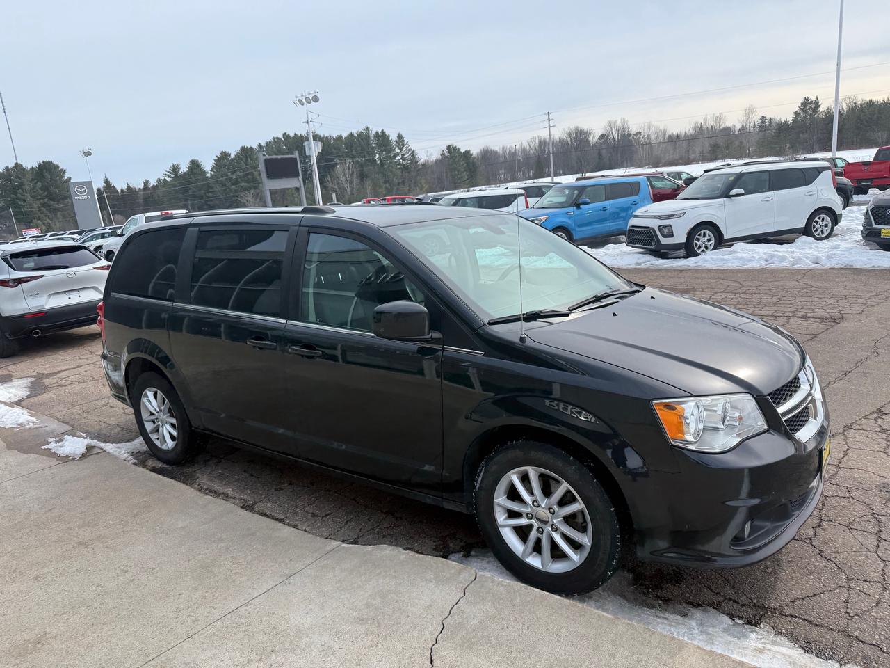 2019 Dodge Grand Caravan CVP/SXT Passenger Van Photo