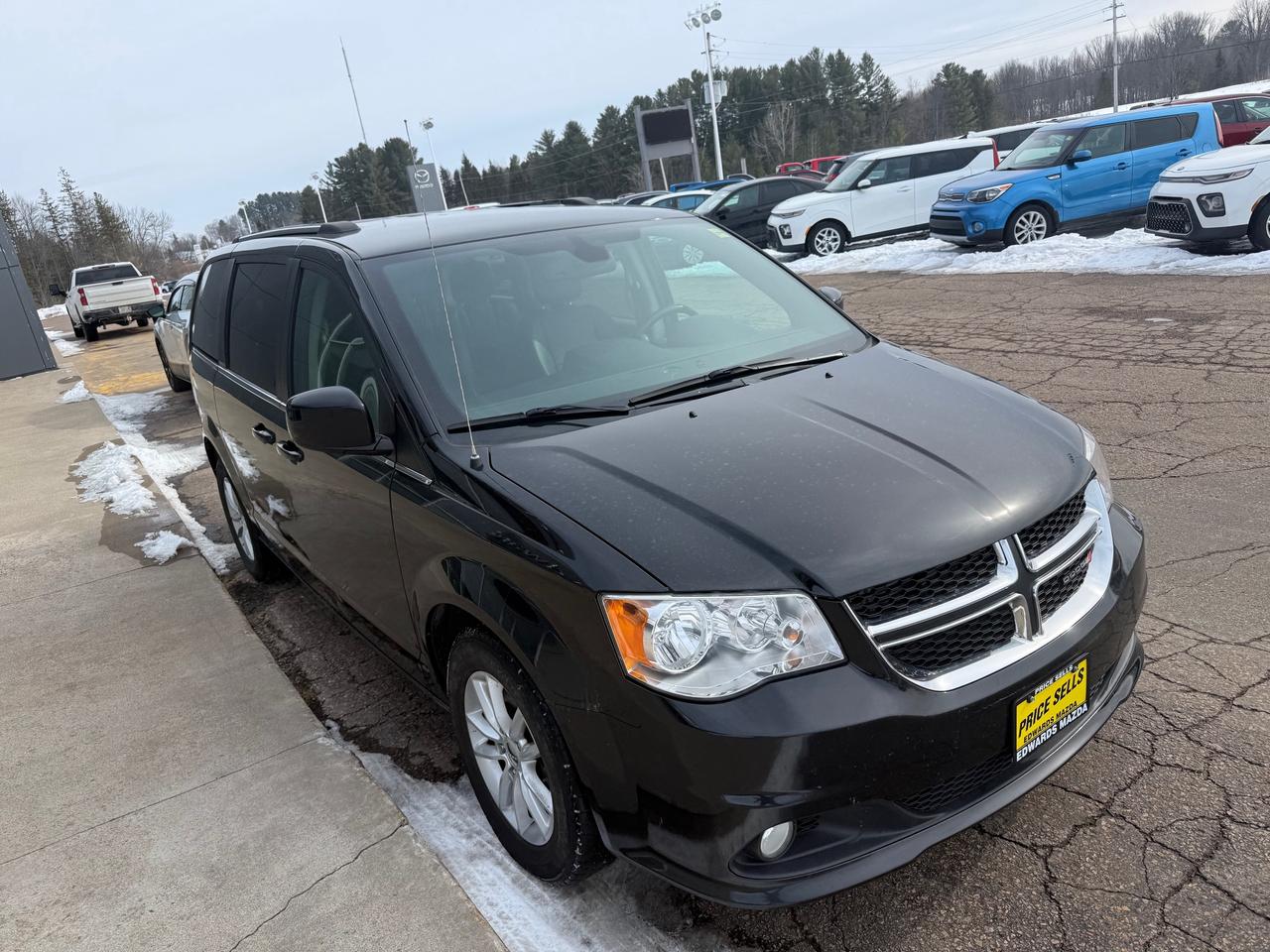 2019 Dodge Grand Caravan CVP/SXT Passenger Van Photo