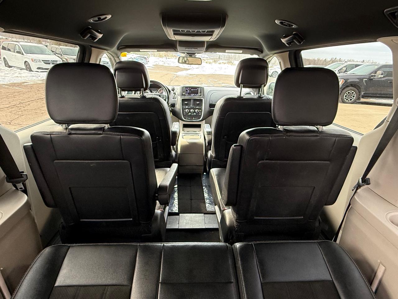 2019 Dodge Grand Caravan CVP/SXT Passenger Van Photo