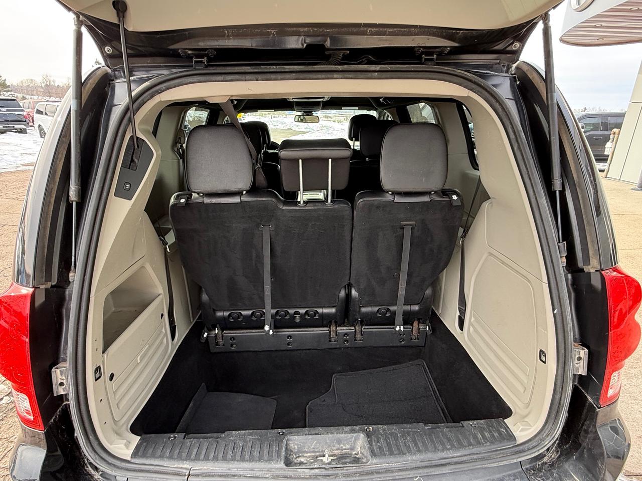 2019 Dodge Grand Caravan CVP/SXT Passenger Van Photo