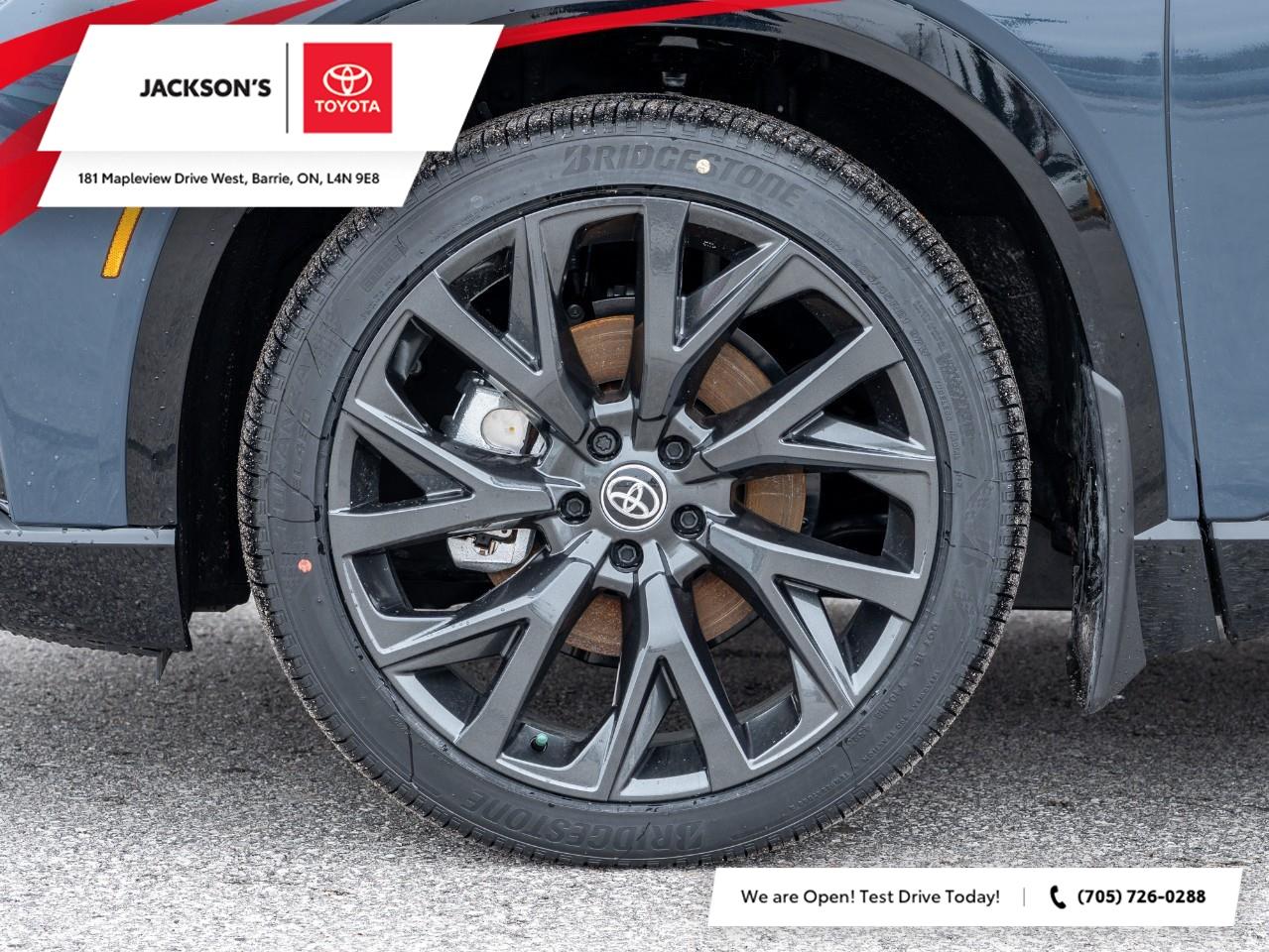 2026 Toyota Crown Signia Limited 4dr All-Wheel Drive Photo