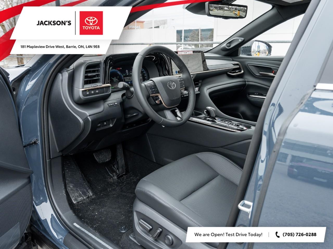 2026 Toyota Crown Signia Limited 4dr All-Wheel Drive Photo