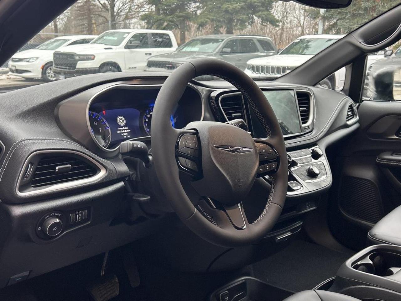 2026 Chrysler Pacifica Select Front-Wheel Drive Passenger Van Photo