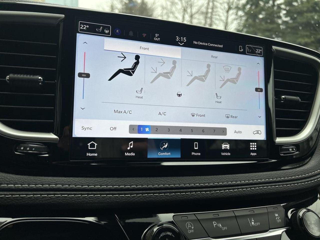 2026 Chrysler Pacifica Select Front-Wheel Drive Passenger Van Photo