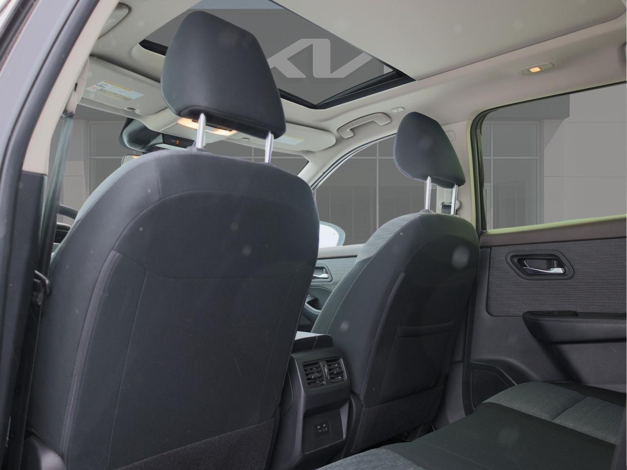 2023 Nissan Rogue SV AWD   Panoramic Roof   Climate Ctrl   Pwr Seat Photo