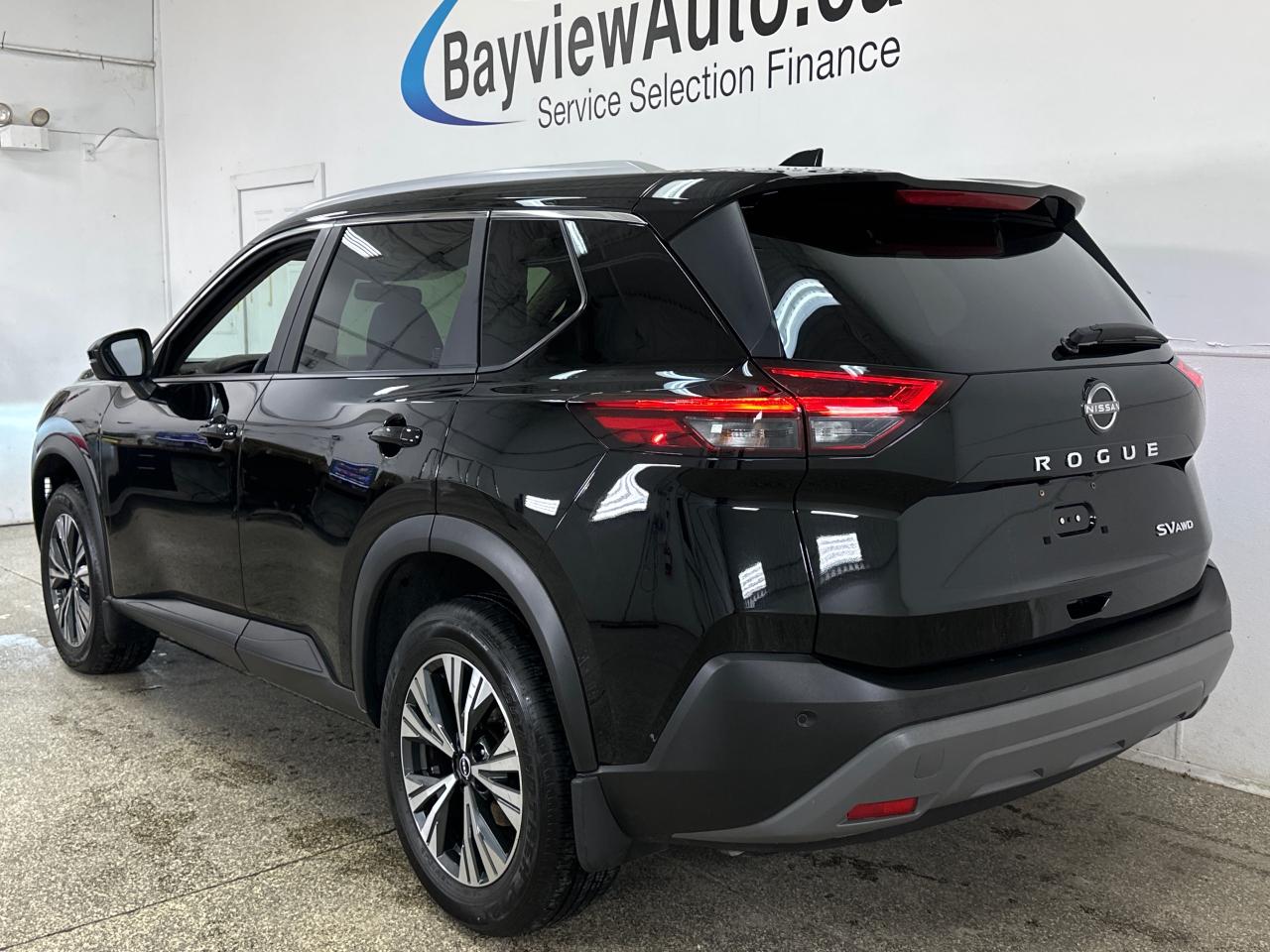 2023 Nissan Rogue SV Moonroof 4dr All-Wheel Drive Sport Utility Photo4