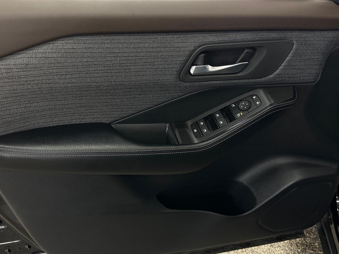 2023 Nissan Rogue SV Moonroof 4dr All-Wheel Drive Sport Utility Photo