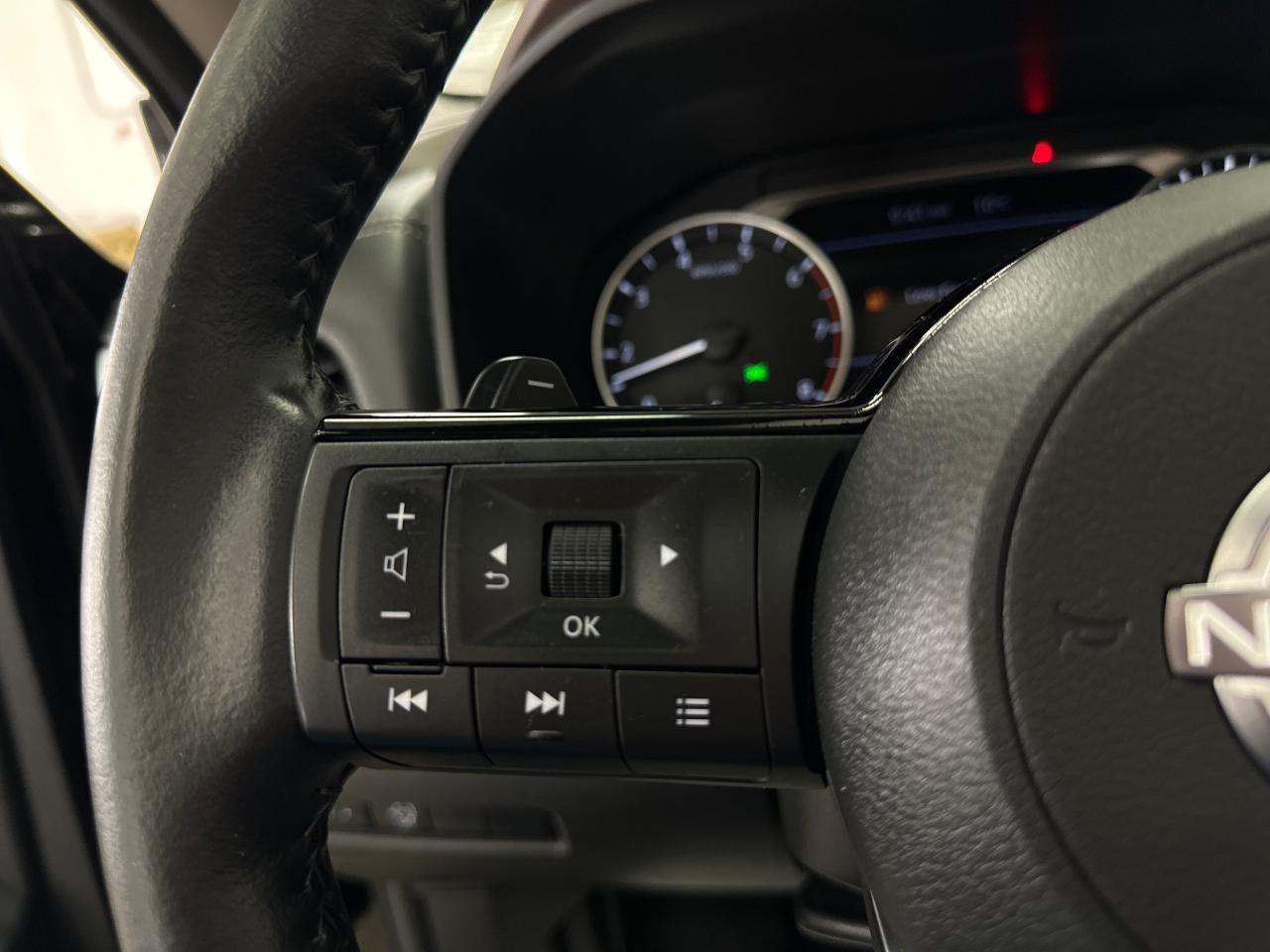 2023 Nissan Rogue SV Moonroof 4dr All-Wheel Drive Sport Utility Photo