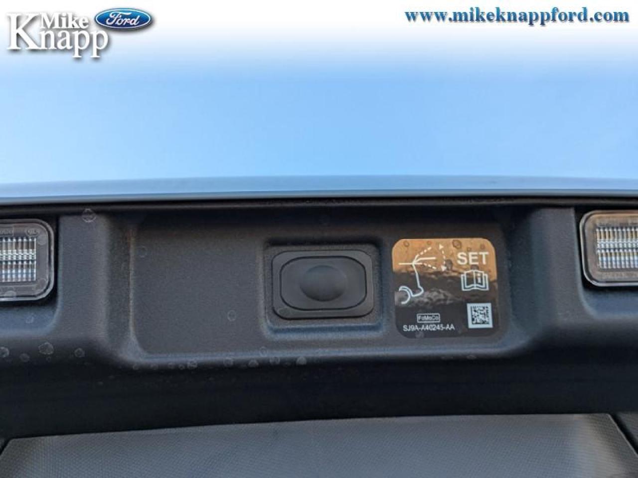 2025 Ford Mustang Mach-E Premium AWD Photo