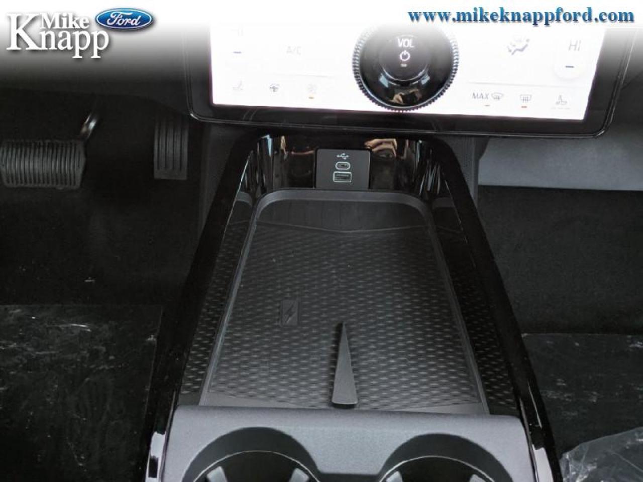 2025 Ford Mustang Mach-E Premium AWD Photo