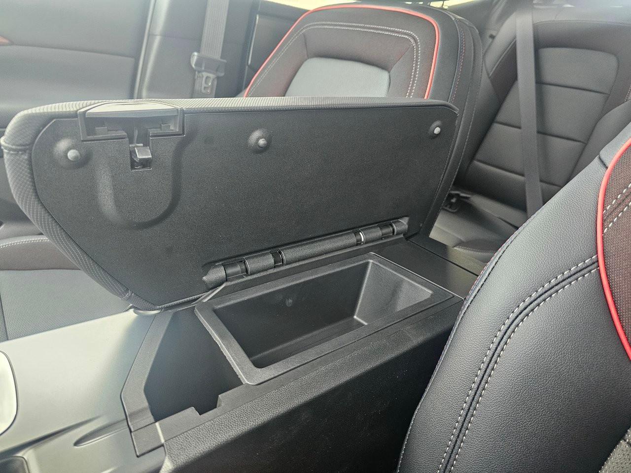 2025 Chevrolet Equinox EV 4dr RS Photo