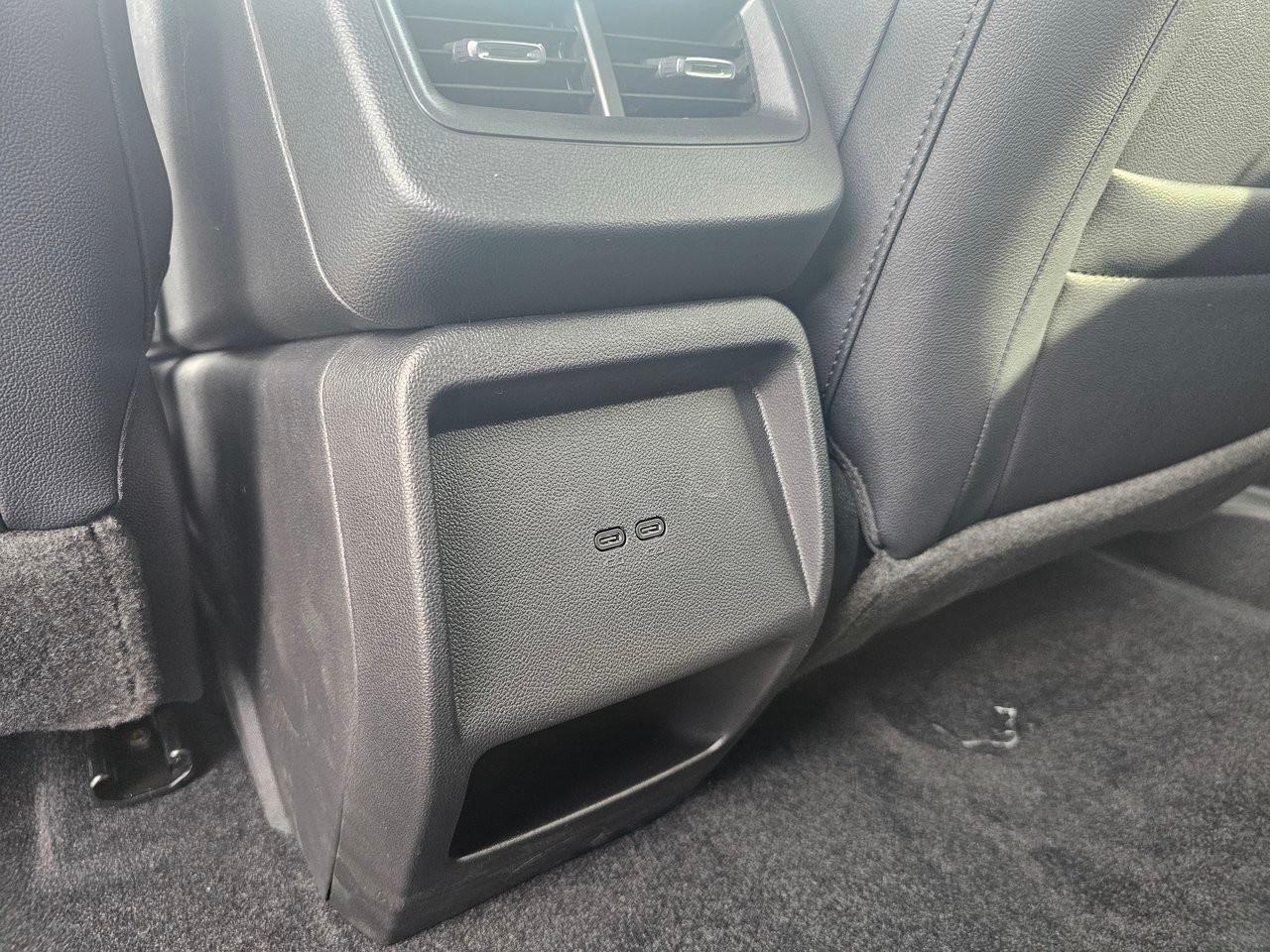 2025 Chevrolet Equinox EV 4dr RS Photo