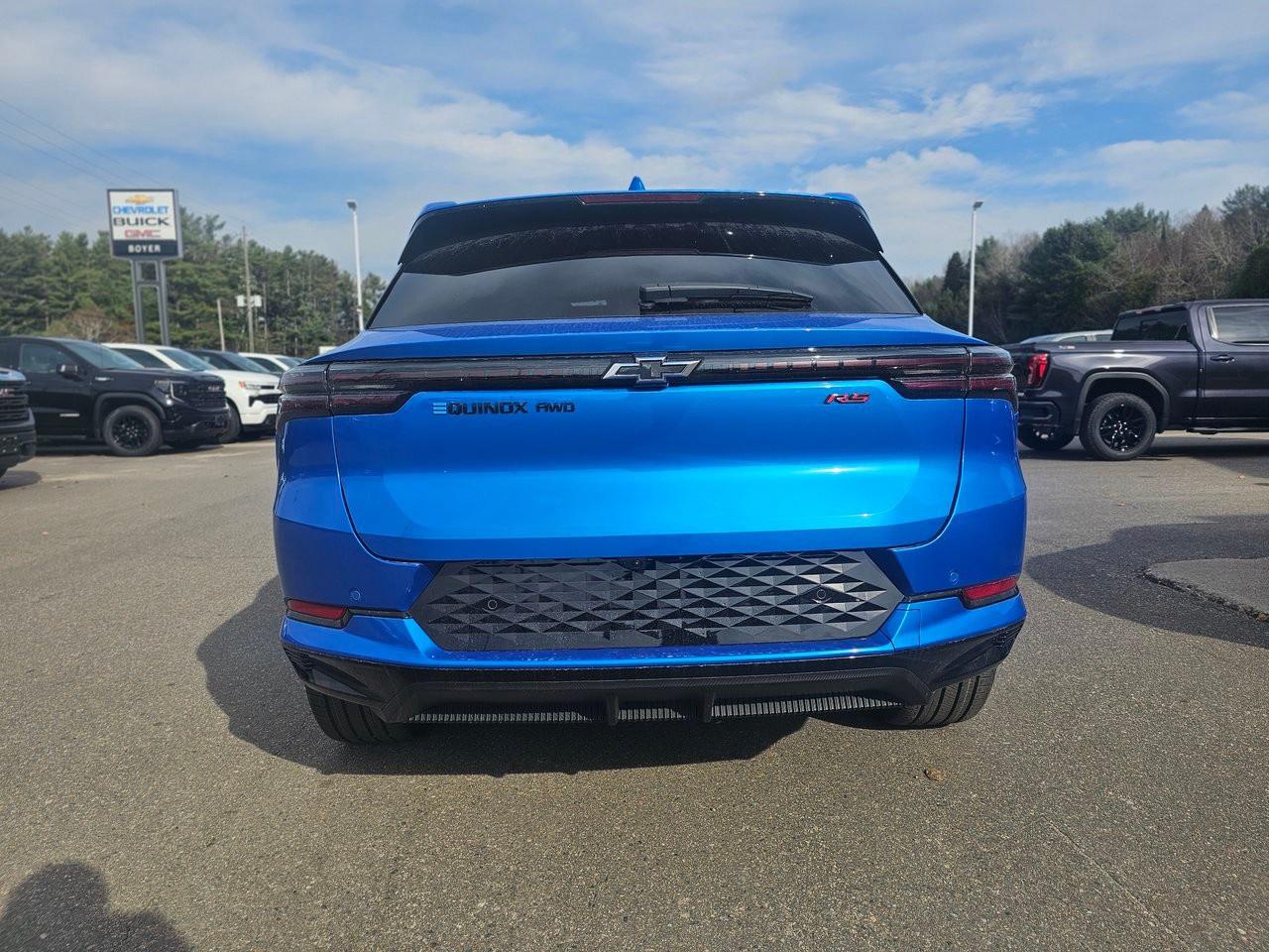 2025 Chevrolet Equinox EV 4dr RS Photo