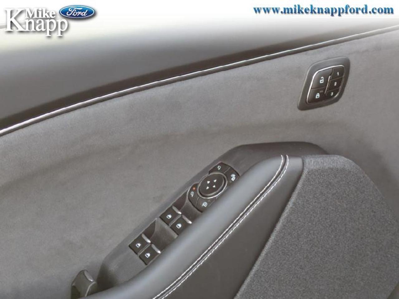 2025 Ford Mustang Mach-E GT Photo