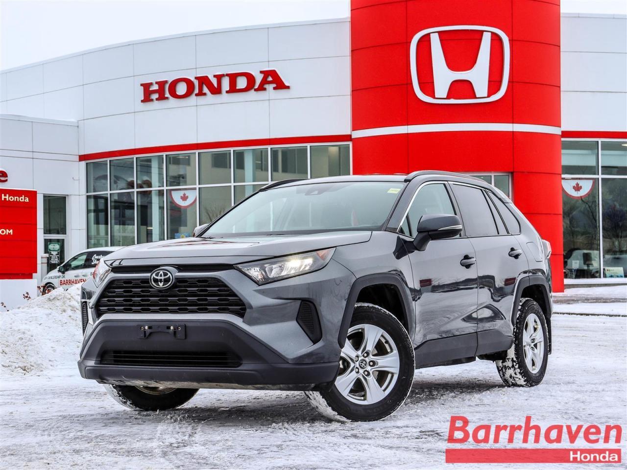 2019 Toyota RAV4 LE 4dr All-wheel Drive Photo0