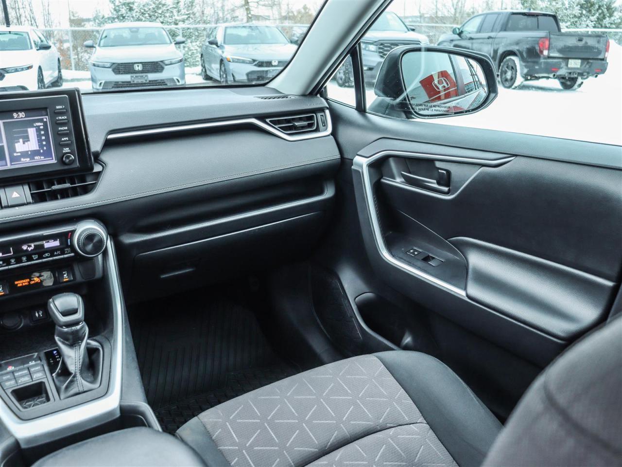 2019 Toyota RAV4 LE 4dr All-wheel Drive Photo