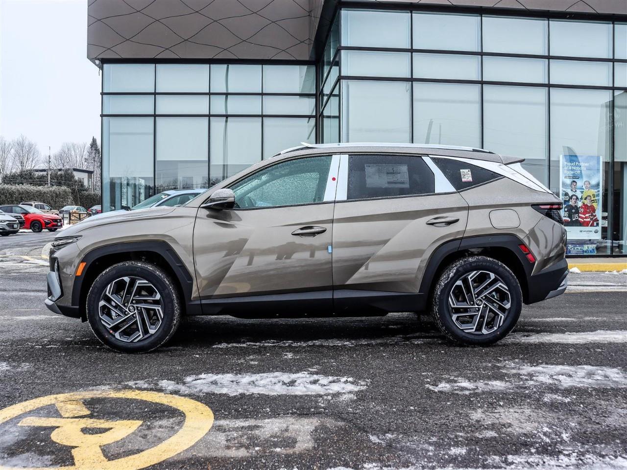 2026 Hyundai Tucson Plug-In Hybrid Ultimate 4dr All-Wheel Drive Photo4