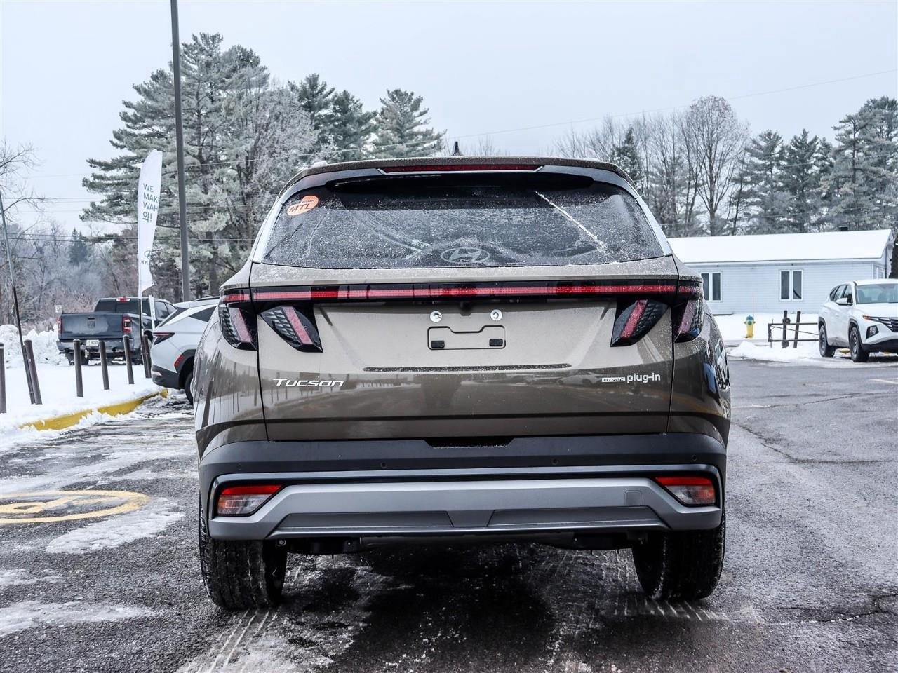 2026 Hyundai Tucson Plug-In Hybrid Ultimate 4dr All-Wheel Drive Photo3