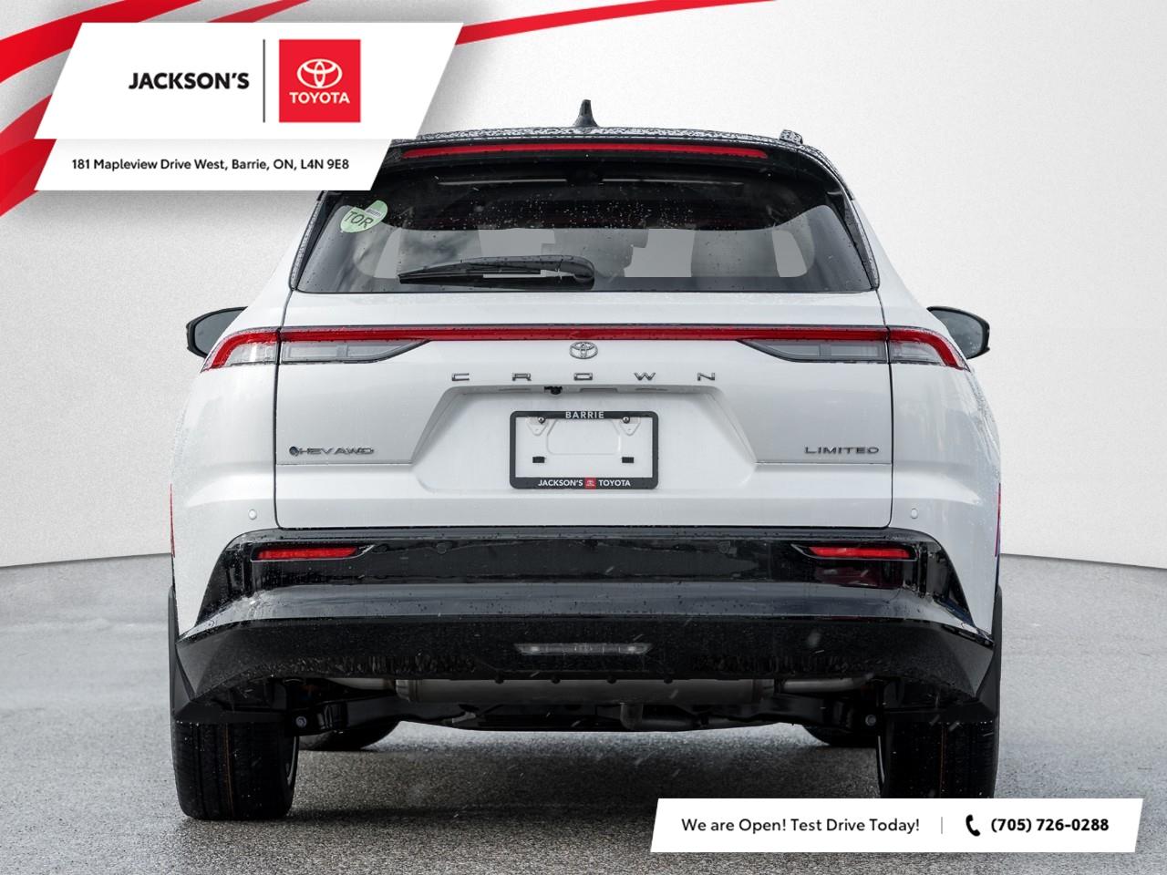 2026 Toyota Crown Signia Limited 4dr All-Wheel Drive Photo