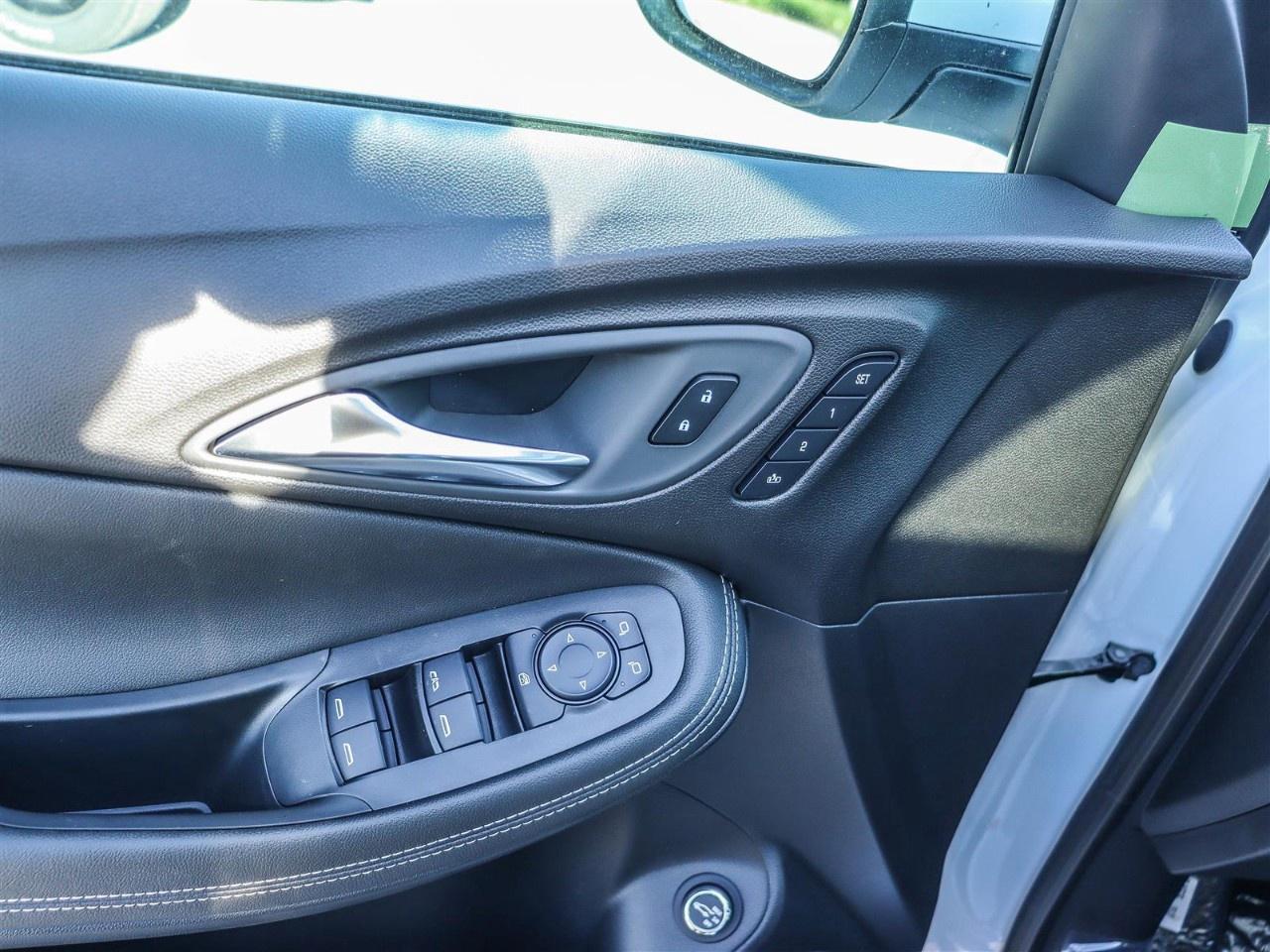 2026 Buick Encore GX Avenir AWD Photo