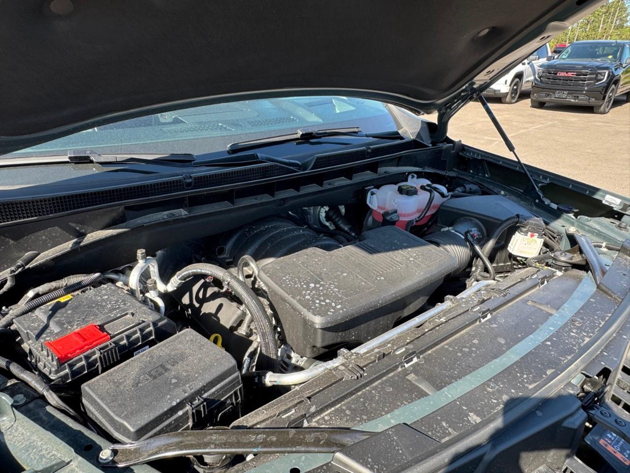 2025 GMC Yukon 4WD 4dr AT4 Ultimate Photo