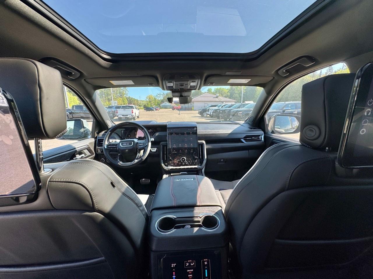 2025 GMC Yukon 4WD 4dr AT4 Ultimate Photo