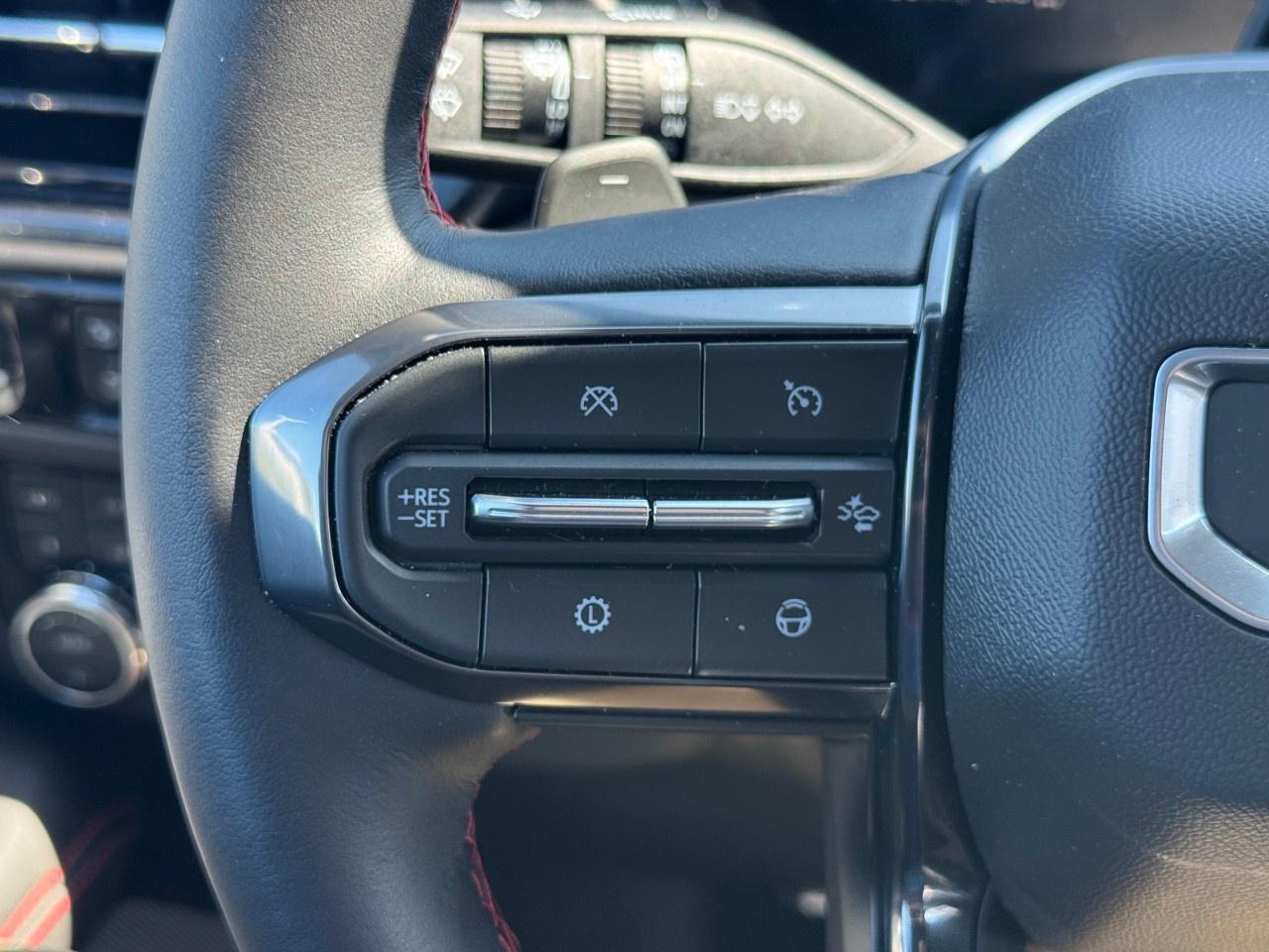 2025 GMC Yukon 4WD 4dr AT4 Ultimate Photo