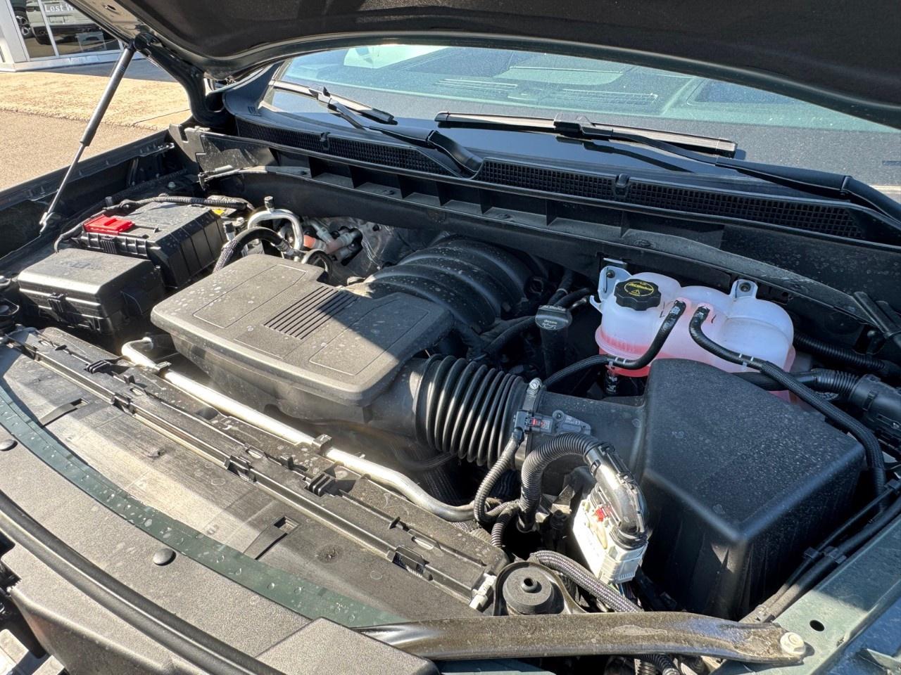 2025 GMC Yukon 4WD 4dr AT4 Ultimate Photo