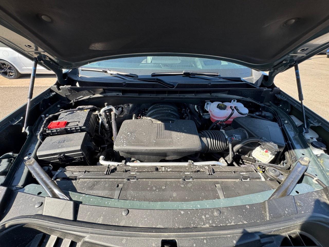 2025 GMC Yukon 4WD 4dr AT4 Ultimate Photo