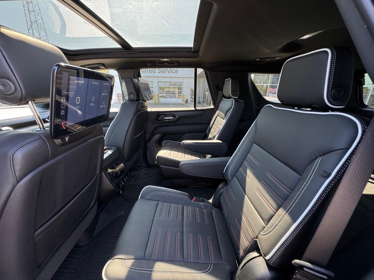 2025 GMC Yukon 4WD 4dr AT4 Ultimate Photo