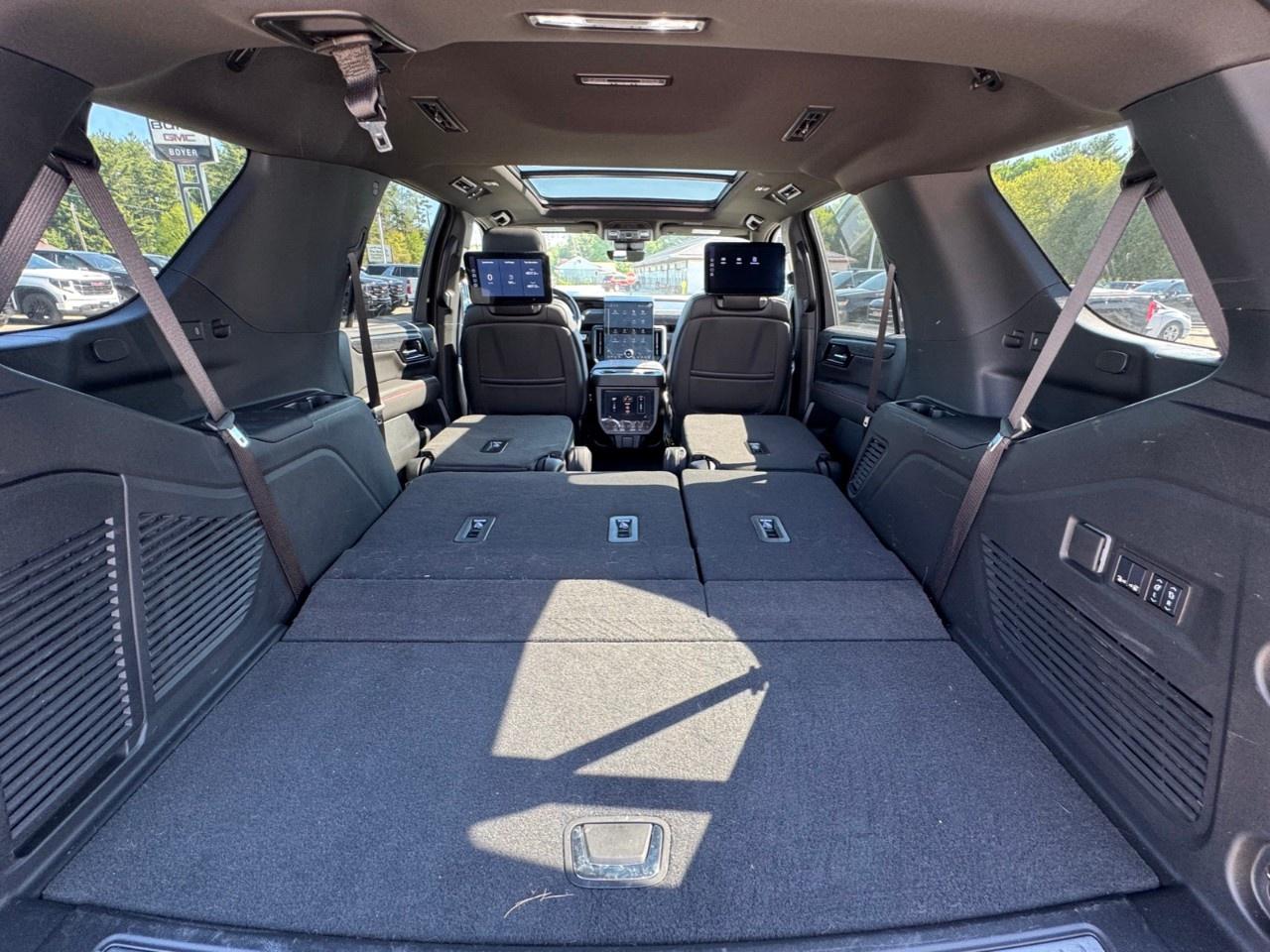 2025 GMC Yukon 4WD 4dr AT4 Ultimate Photo