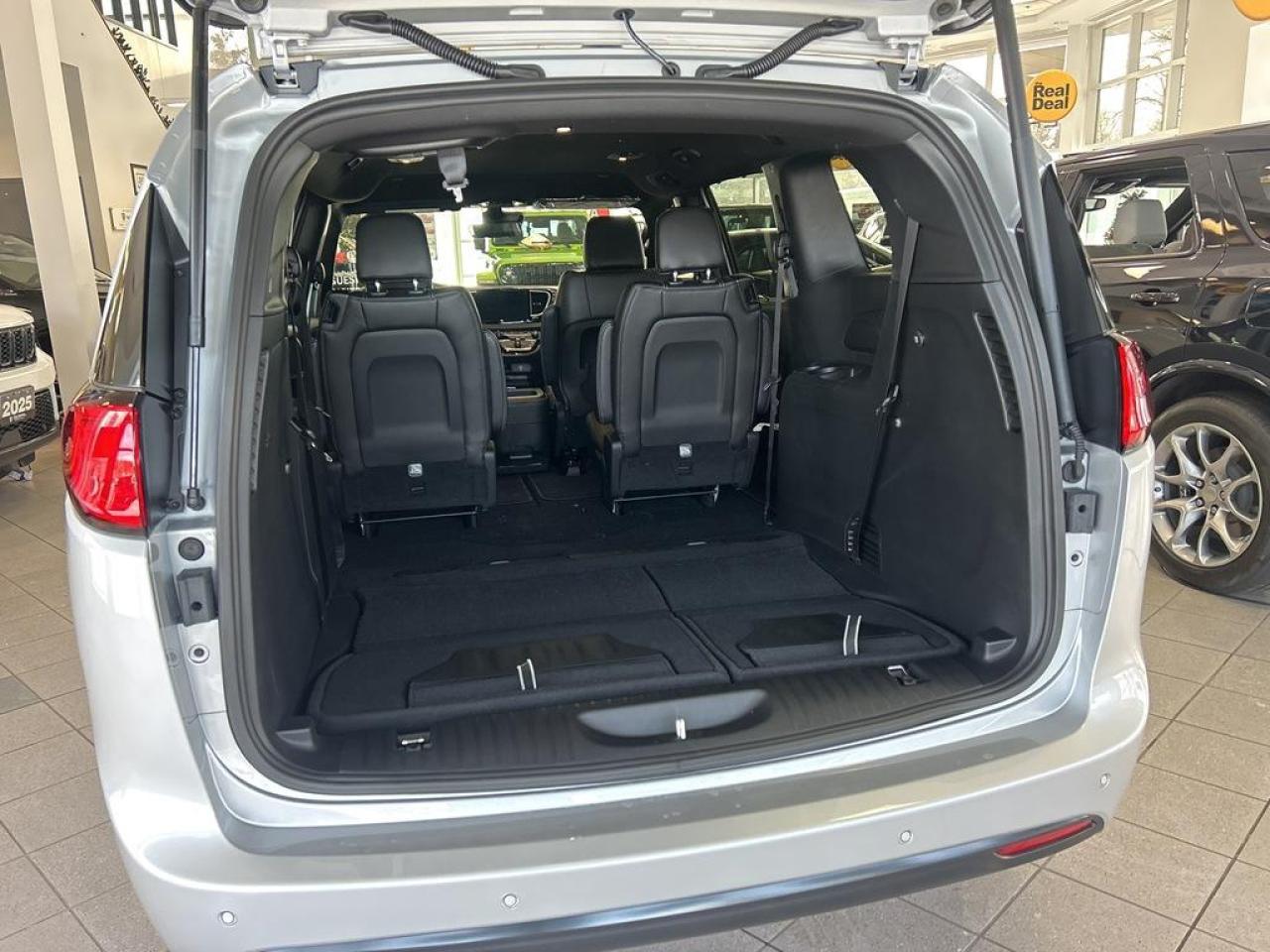 2026 Chrysler Grand Caravan SXT Front-Wheel Drive Passenger Van Photo