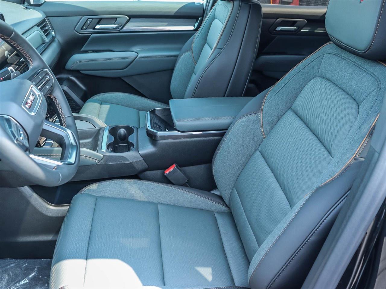 2026 GMC Terrain AWD AT4 Photo