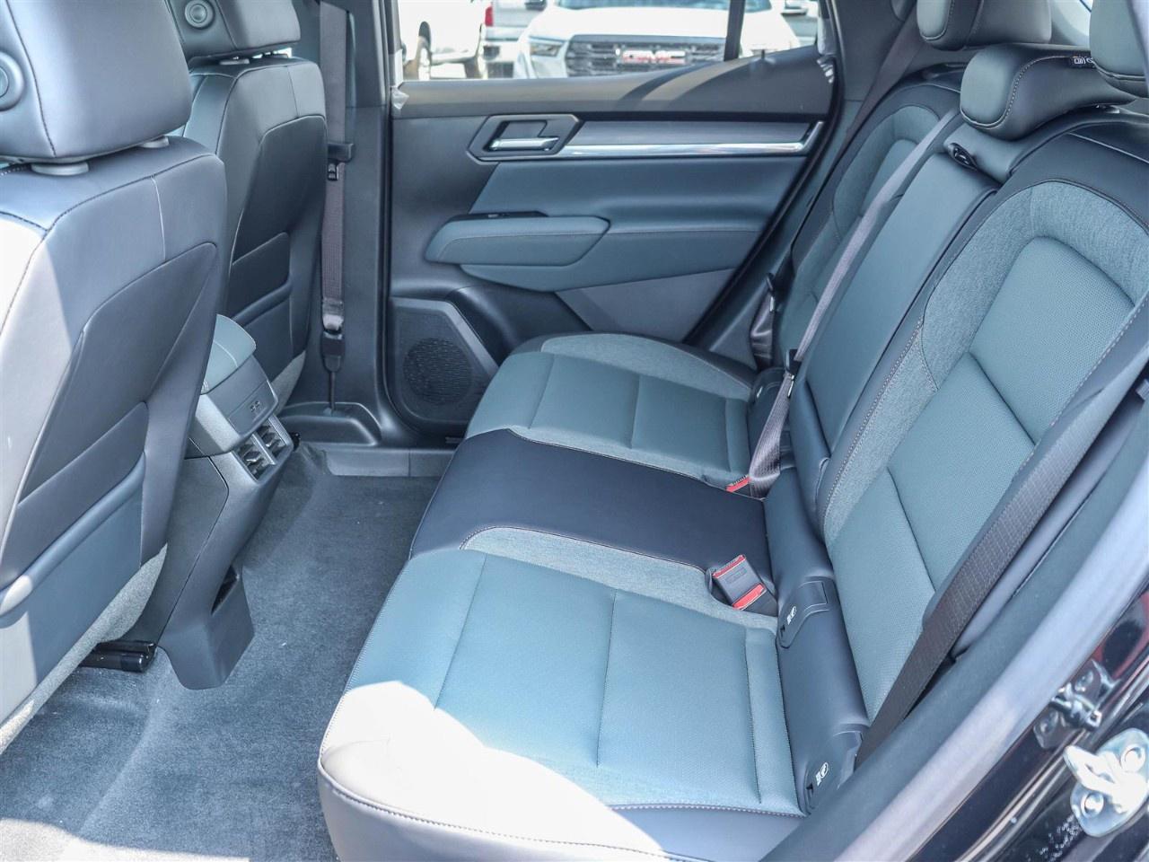 2026 GMC Terrain AWD AT4 Photo