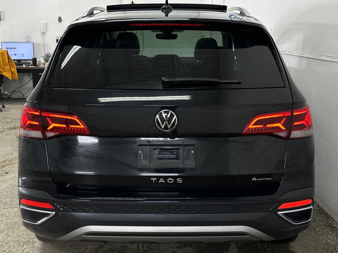 2023 Volkswagen Taos Comfortline 4dr All-Wheel Drive 4MOTION Photo