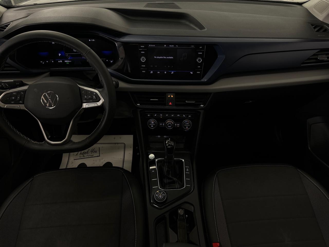 2023 Volkswagen Taos Comfortline 4dr All-Wheel Drive 4MOTION Photo