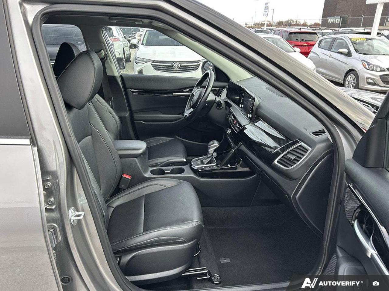 2025 Kia Seltos EX 4dr All-Wheel Drive Photo