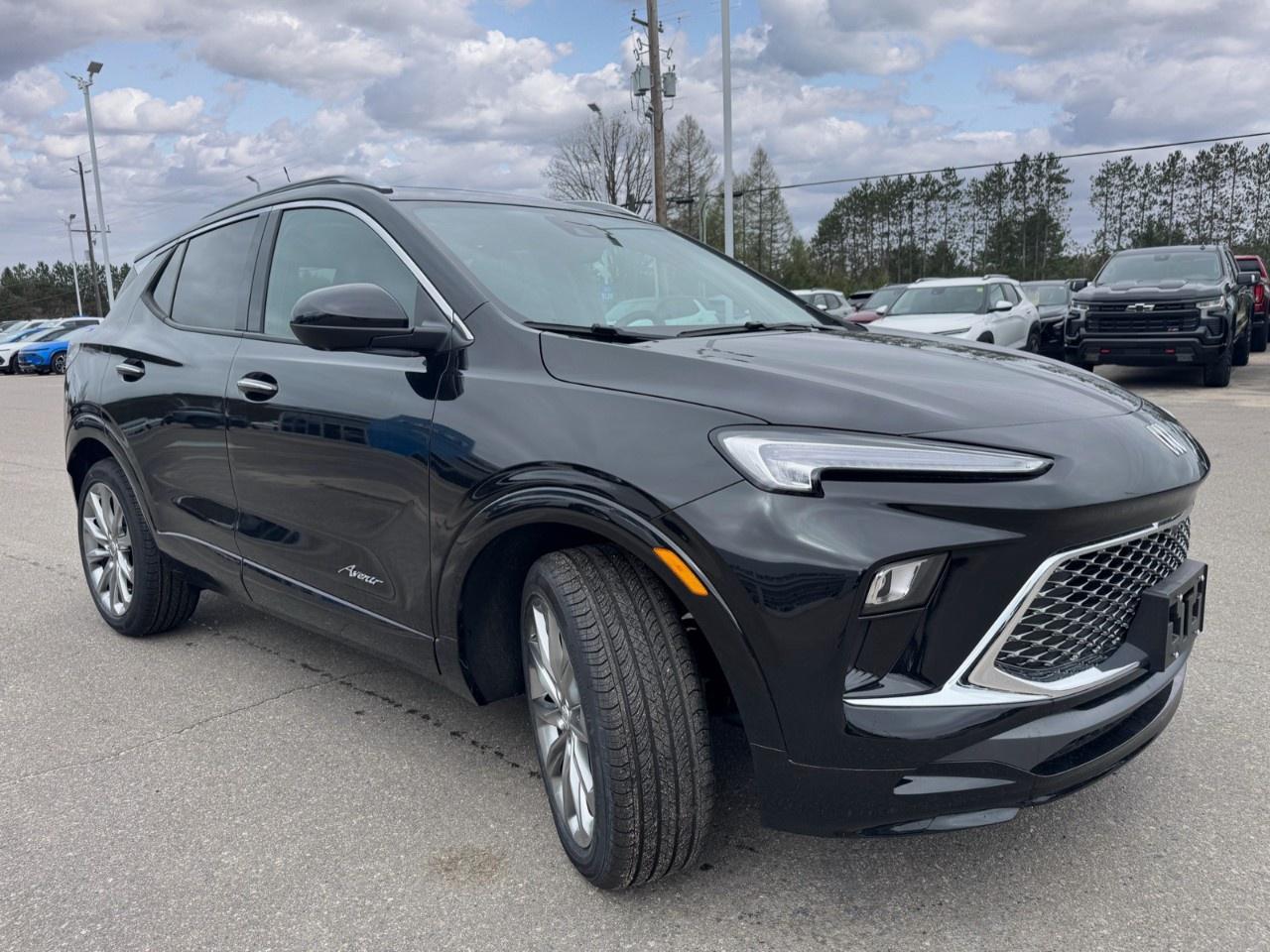2025 Buick Encore GX Avenir AWD Photo2