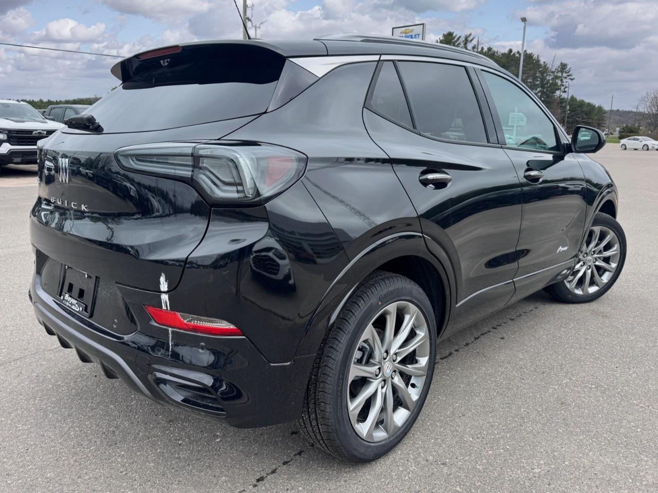 2025 Buick Encore GX Avenir AWD Photo4
