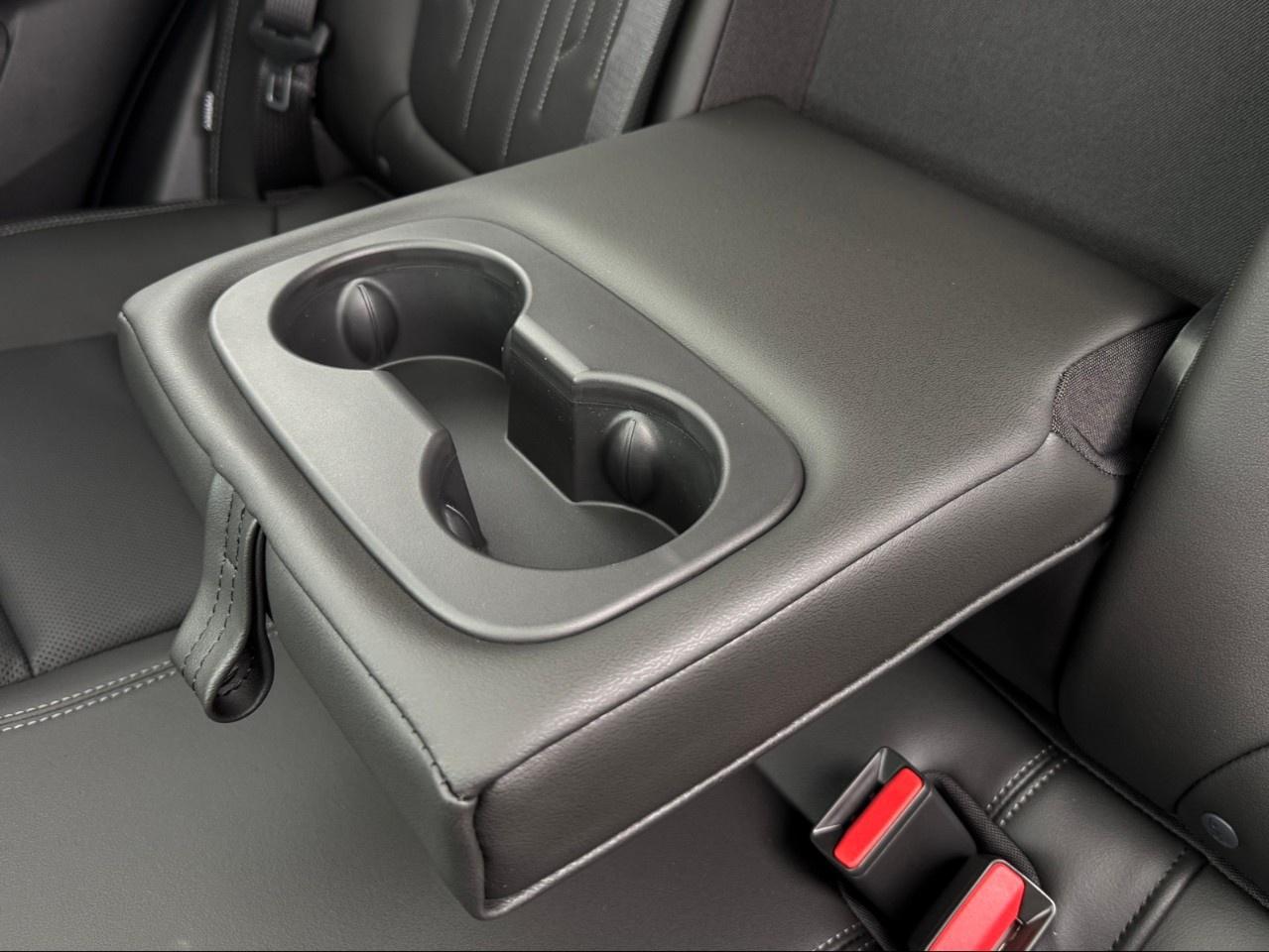 2025 Buick Encore GX Avenir AWD Photo