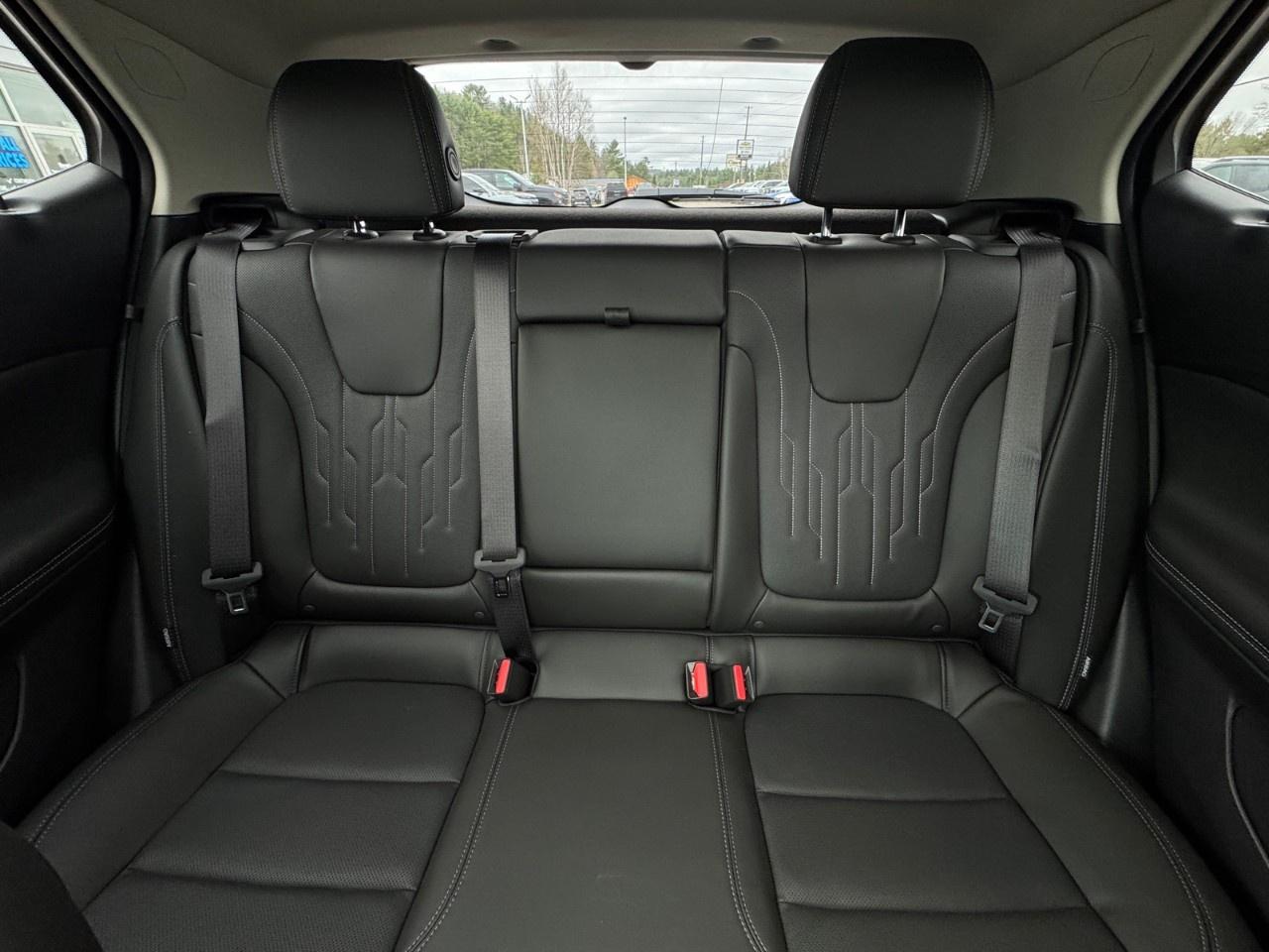 2025 Buick Encore GX Avenir AWD Photo