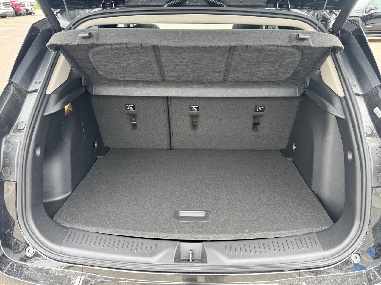 2025 Buick Encore GX Avenir AWD Photo