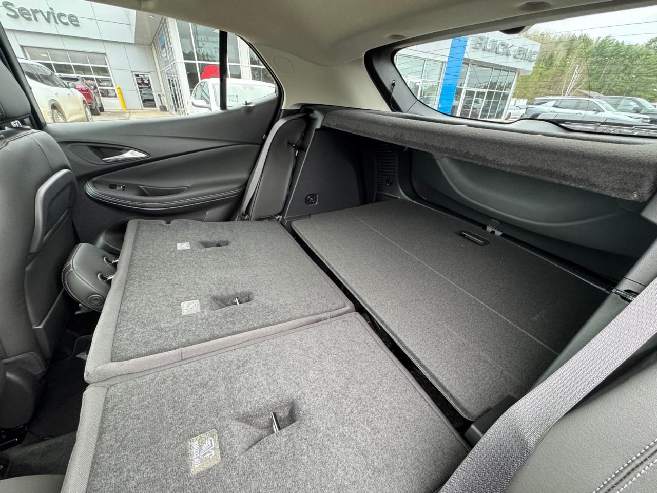 2025 Buick Encore GX Avenir AWD Photo