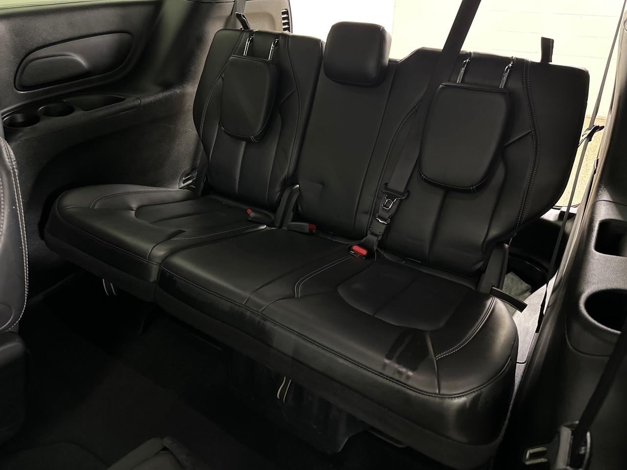 2024 Chrysler Pacifica Touring-L Front-Wheel Drive Passenger Van Photo