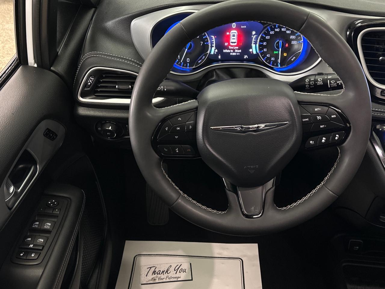 2024 Chrysler Pacifica Touring-L Front-Wheel Drive Passenger Van Photo