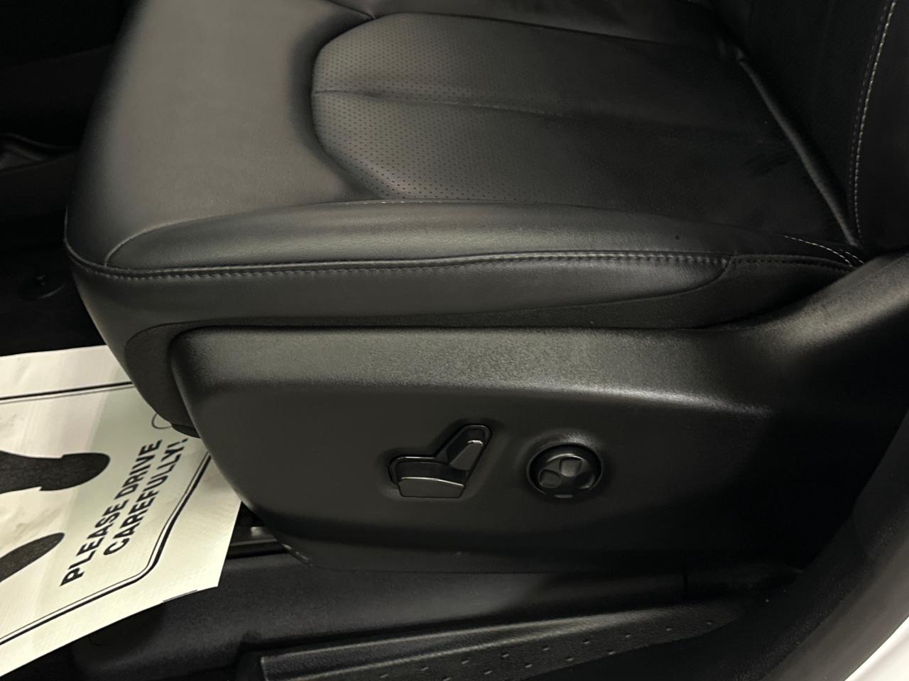 2024 Chrysler Pacifica Touring-L Front-Wheel Drive Passenger Van Photo