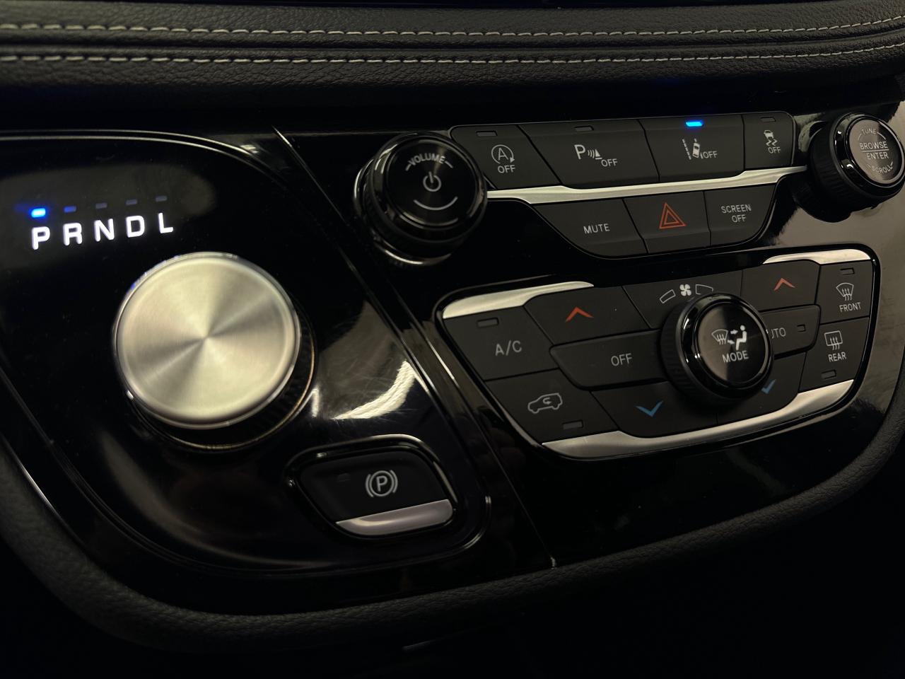 2024 Chrysler Pacifica Touring-L Front-Wheel Drive Passenger Van Photo