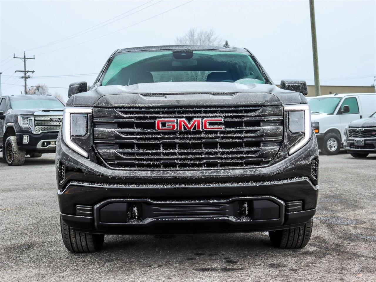2026 GMC Sierra 1500 Crew Cab Short Box 4-Wheel Drive Pro Photo