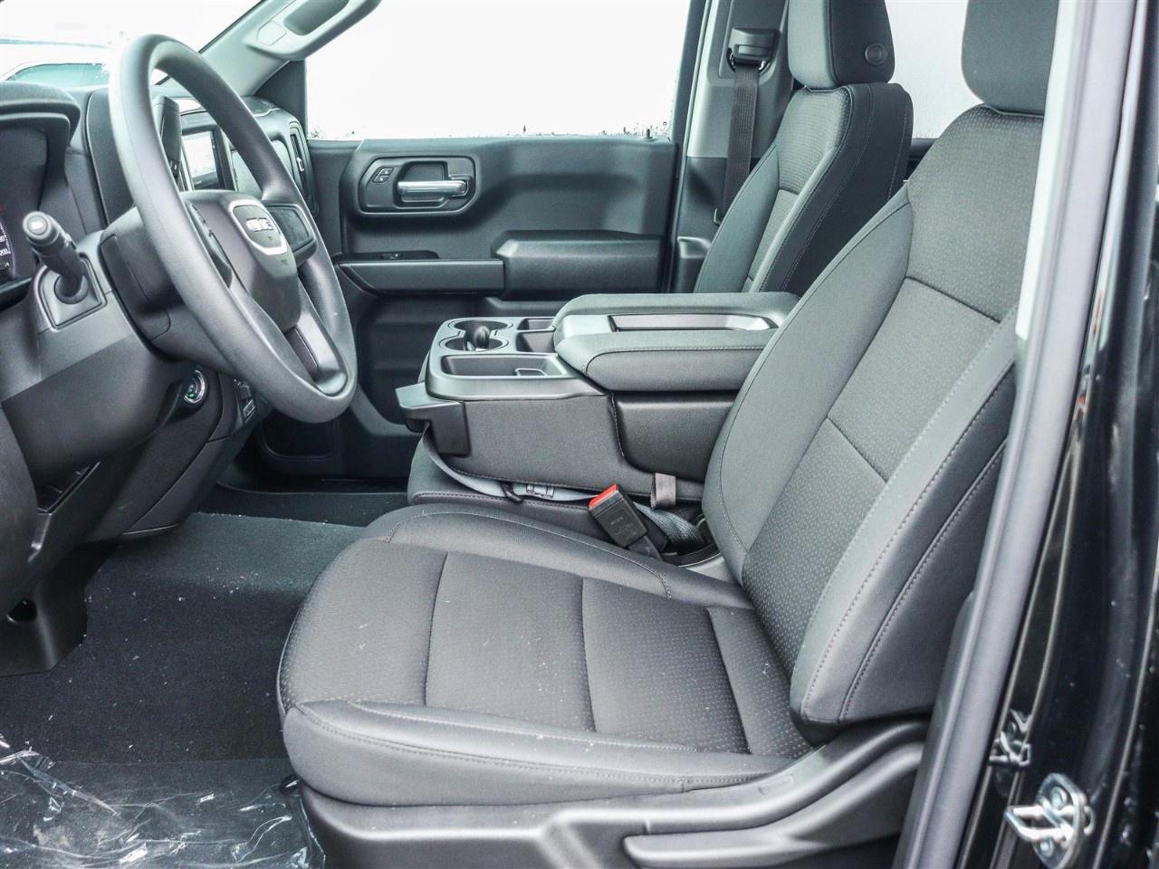 2026 GMC Sierra 1500 Crew Cab Short Box 4-Wheel Drive Pro Photo